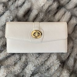 White Wallet