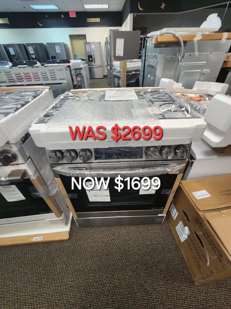 6.3 Cu. Ft. 30 In Smart Probake Slide In Dual Fuel Range With Gas Stove And Electric Oven