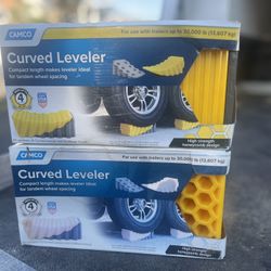Camco Curved Camper / RV Leveler & Wheel Chock