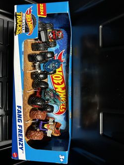 Hot Wheels Monster Trucks, 1:64 Scale Toy Monster Trucks, Set of 4,