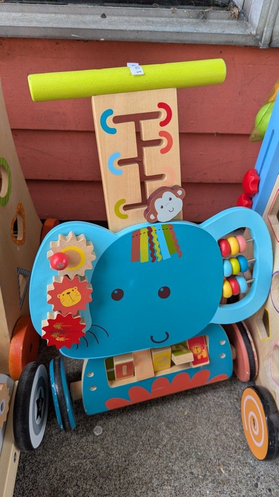 Elephant Baby Walker Learned Walk Bush Toy