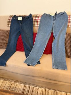 Ladies Levi’s size 8