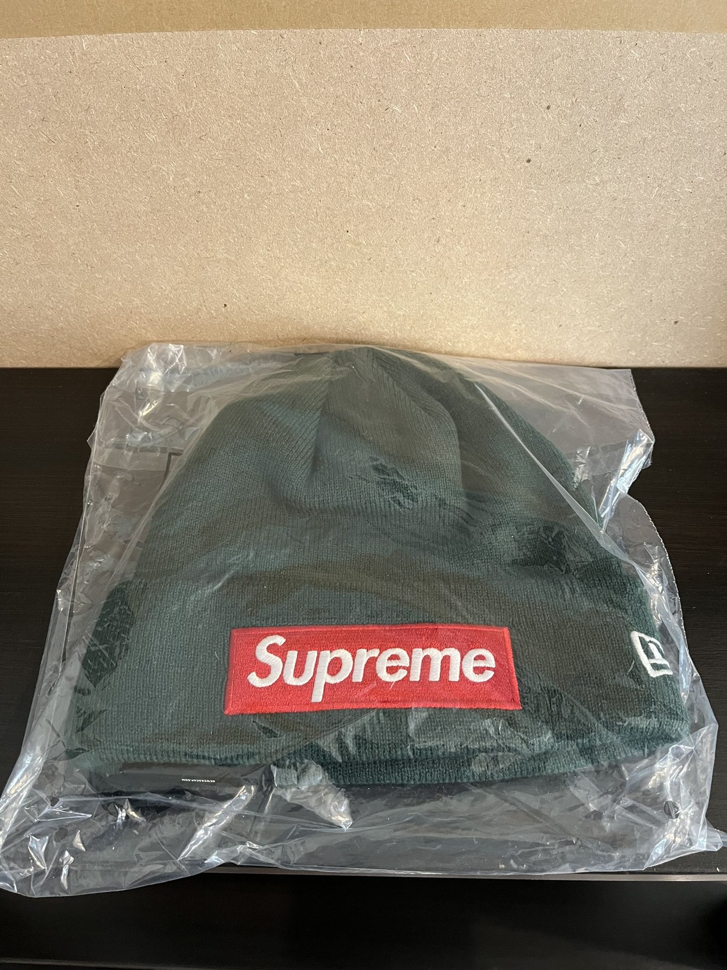 DS Supreme x New Era Box Logo Beanie Pine Green