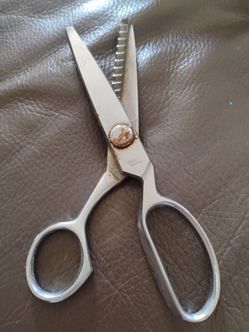 Vintage Stainless Steel  pinking  shears Japan