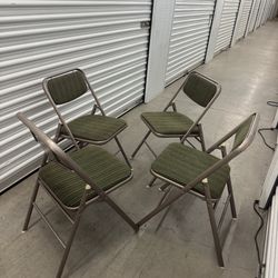 4 vintage Samsonite foldin chairs