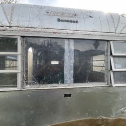 Travel trailer Vintage 1970 “Streamline” Empress Model 28ft