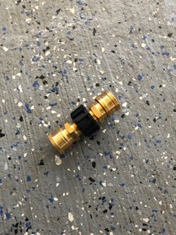 Conectador de mangueras de presión