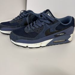Nike Air Max 90. Size 9