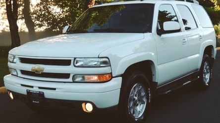 20/05 Chevrolet Tahoe Heated and Cooled