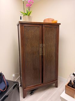Armoire Cabinet