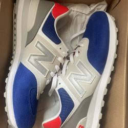 BRAND NEW NEW BALANCE 574s