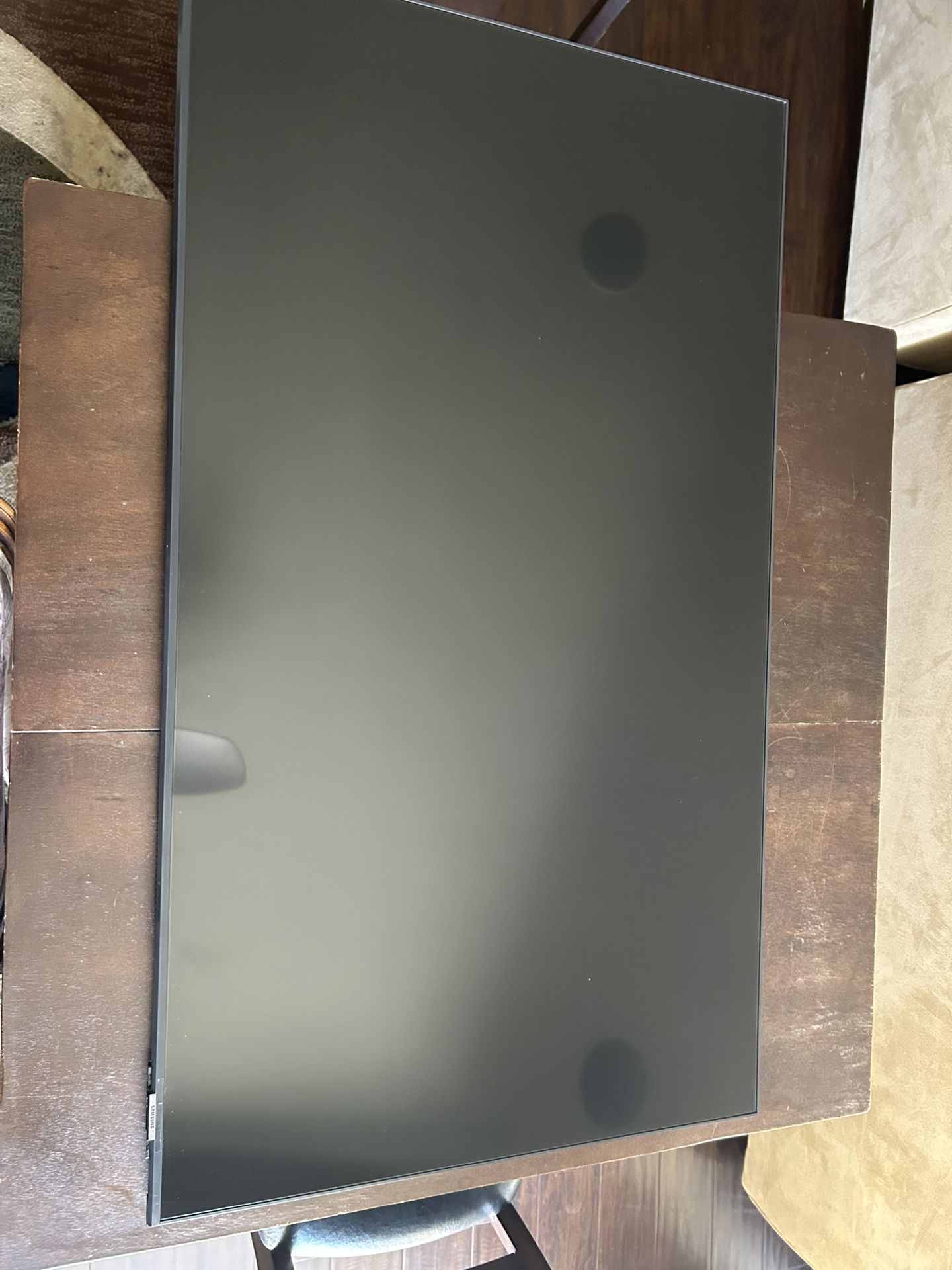 Samsung 65” QLED 4K UHD Smart TV (2019)