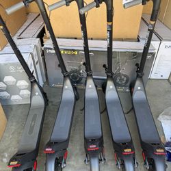 A10 Electric Scooter – 400W, 28 Miles Range, Like New