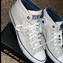 1 Left! Size 10.5 Converse Shoes 
