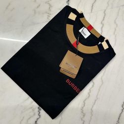 Burberry T-Shirt 