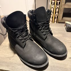 Black Tim’s Size 11