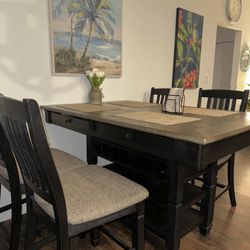 Counter-height Dining Table 