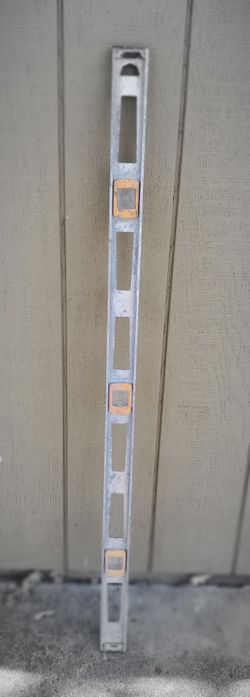Johnson (36" Top-Reading Aluminum Level)