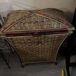 Vintage MCM Rattan Bamboo Wicker Large Storage Hamper Laundry Basket BoHo H24xW22”