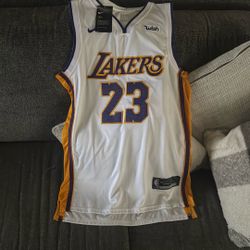 Lakers Replica Jersey 