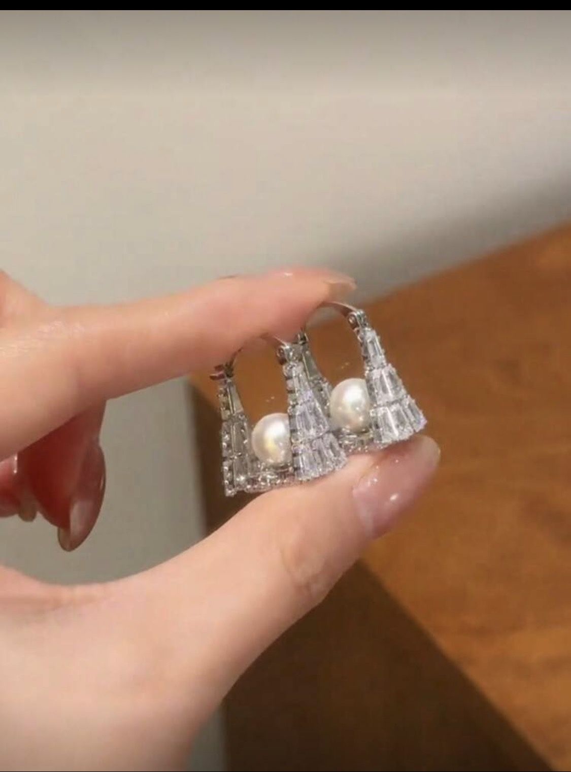 Unique Crystal Cylinder Pearl Earrings !!!!