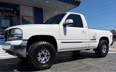 Kmc 444 Mesa Beadlock 17x9 6x139.7 -12 Offset With Toyo M/T 285/70R17 Tires 🔥🔥🔥