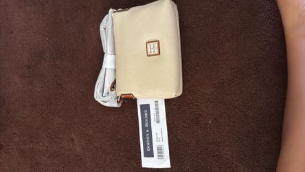 Dooney & Bourke  Rosie Crossbody purse
