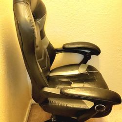 Free Gaming Chair
