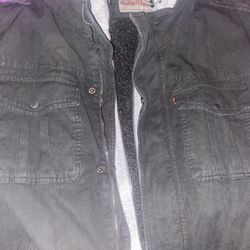 black levis jacket 45$