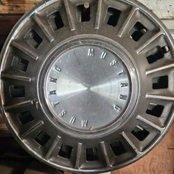 Mustang Hub Caps 1968 Original 