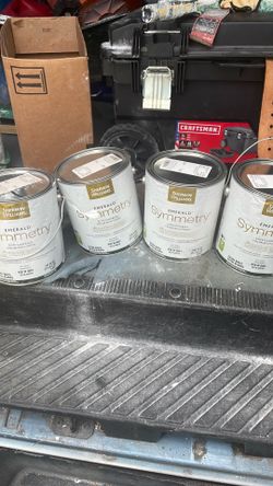 4 gallons of paint ( Oc- 65 Chantilly lac.  Color)