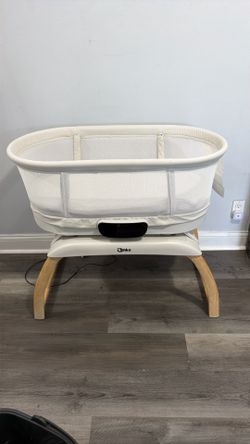 AMKE 4 in 1 Baby Bassinet