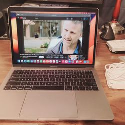 Apple MacBook Pro 17