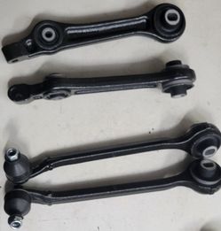 2005---2010 Chrysler 300/ Dodge Charger, Challenger 4 Piece Front Lower Control Arms
