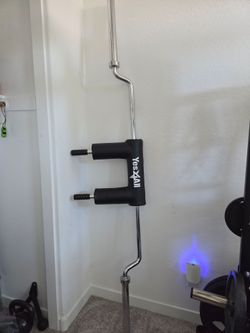 Olympic safety squat bar