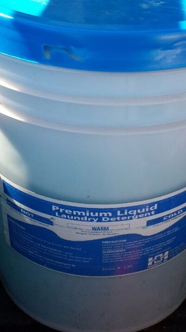Premium Liquid Laundry Detergent Tub