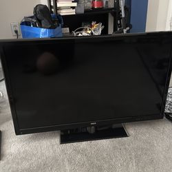 32” LED32B30RQD RCA 32” Rear Lit LED LCD TV DVD COMBO