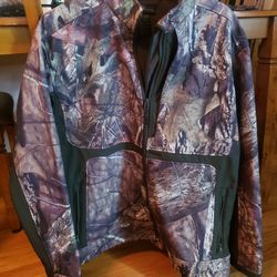 "Lodge Outfitters" Mossy Oak Camo Jacket