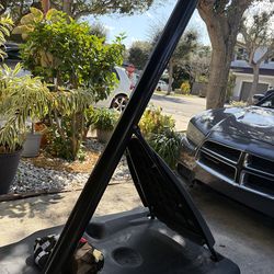 Baskball goal $150 or best offer takes it