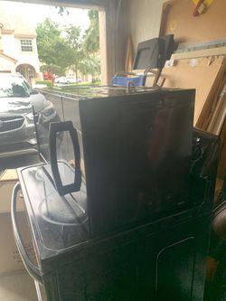 GE 1.6 cu. ft. Over the Range Microwave in Black