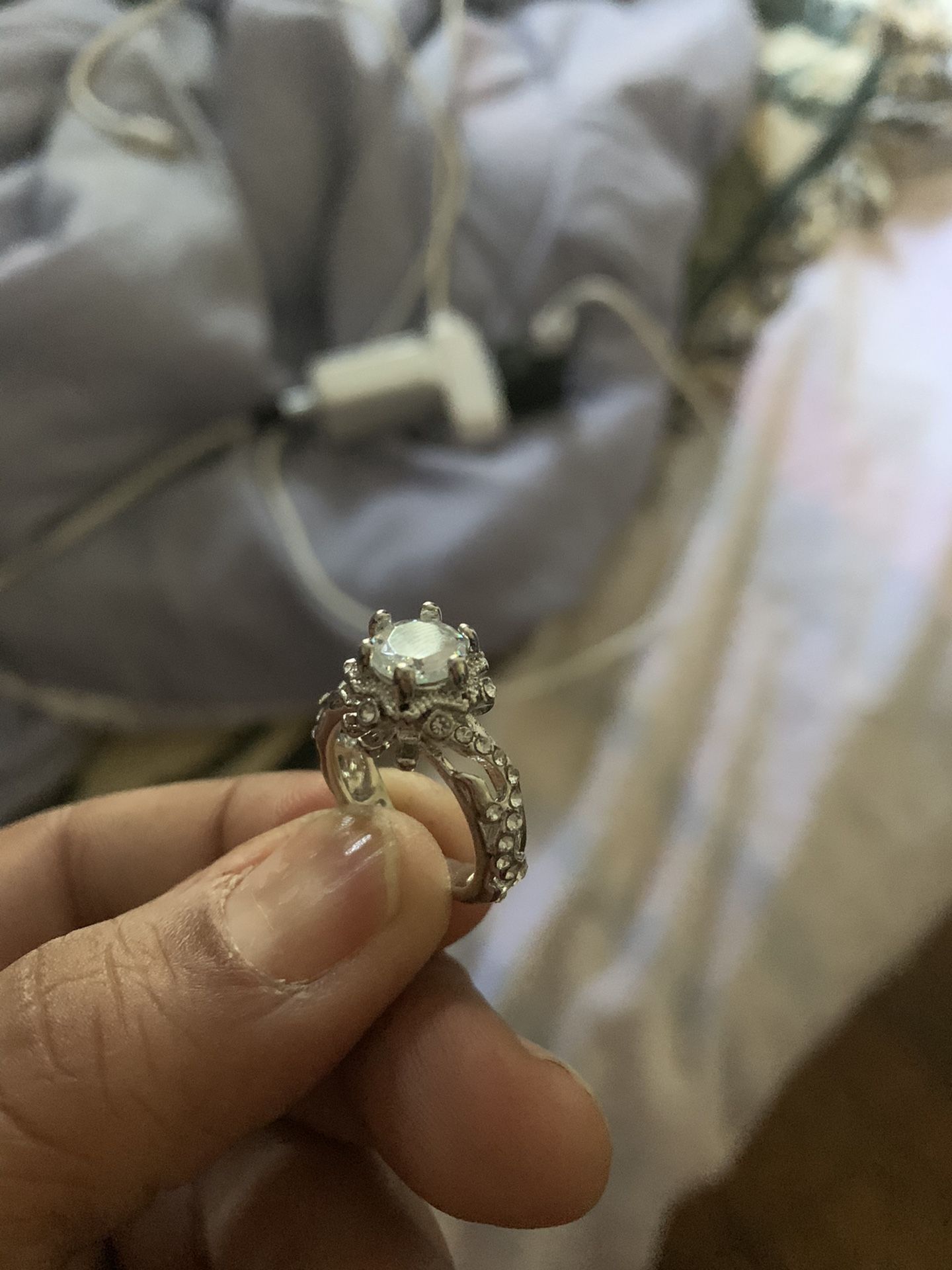 Exquisite 0.8ct White Sapphire Diamond Ring Women 925 Sterling Silver Gemstone Rings Bride Engagement Wedding Jewelry Accessories Anniversary Gift