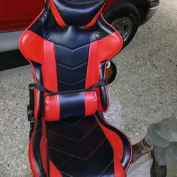 EVOKO Gaming/office Chair IN Vgc. Like New