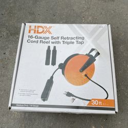 Brand New Retractable Extension Cord 30ft Indoor Outdoor