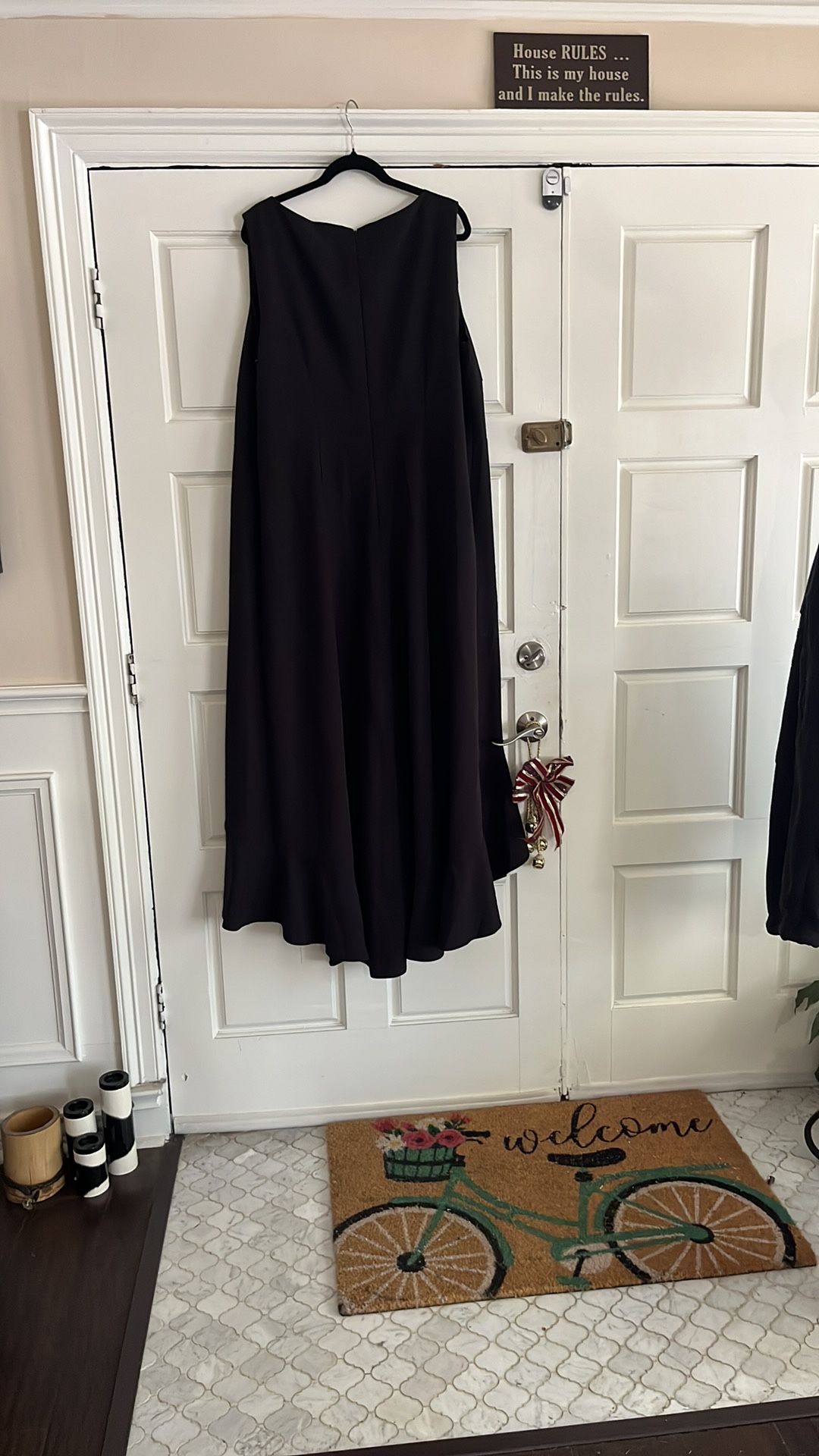 Elegant Sleeveless Dress