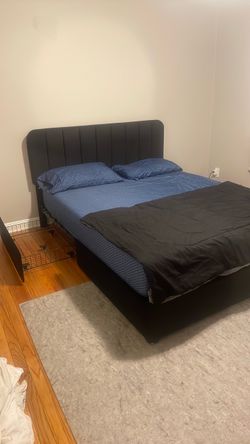 Queen size bed frame with 4 drawers