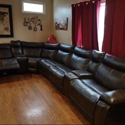 Power Reclining Sectional Couch