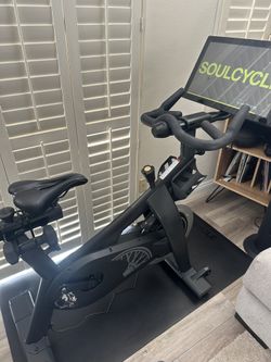 Soulcycle Stationary Bike With Weights