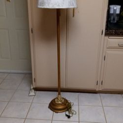 Vintage standing lamp