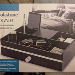Men's Valet brookstone NEW!!