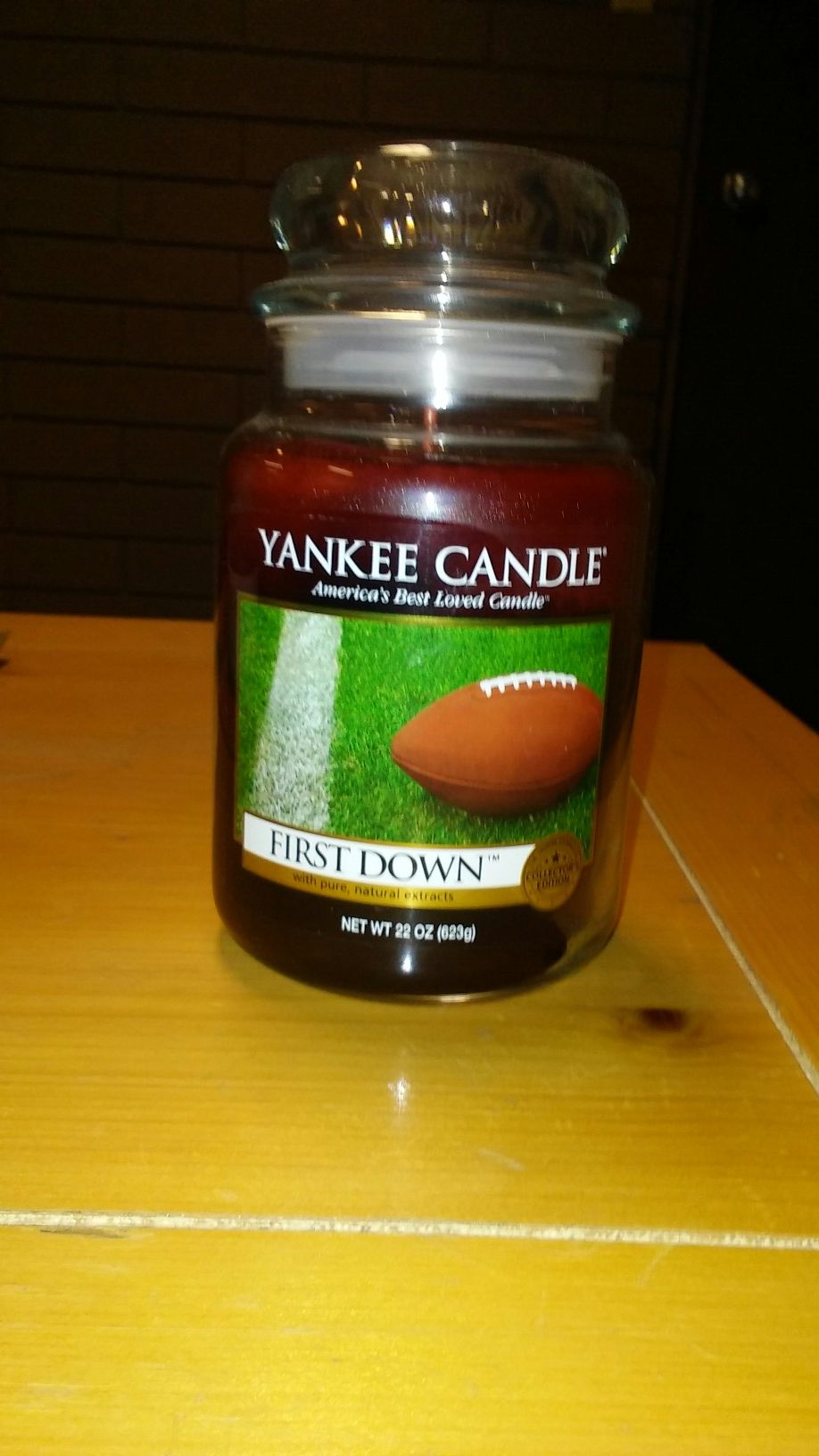 RARE 22 oz Yankee Candle called "First Down".